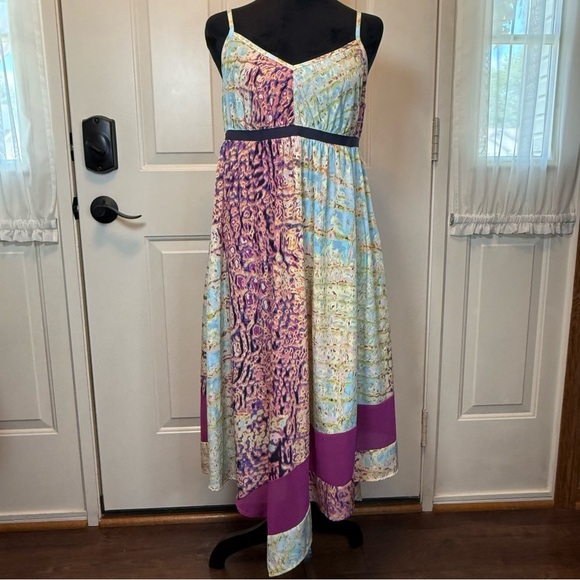 Vera Wang Sundress Sz M Empire Waist, Asymmetrical Hem, Pockets, Light & Flowy - Picture 1 of 14
